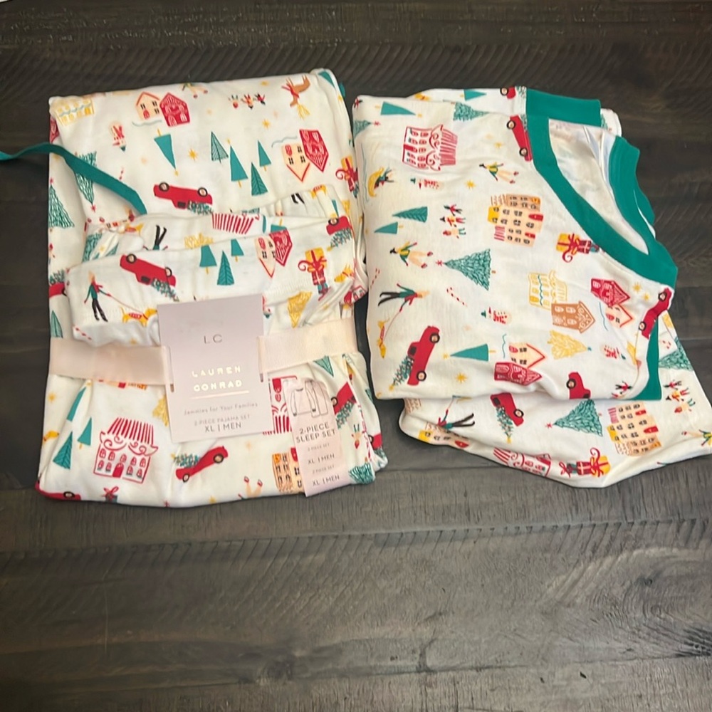 LC Lauren Conrad Holiday Pajama Set - Multicolor
